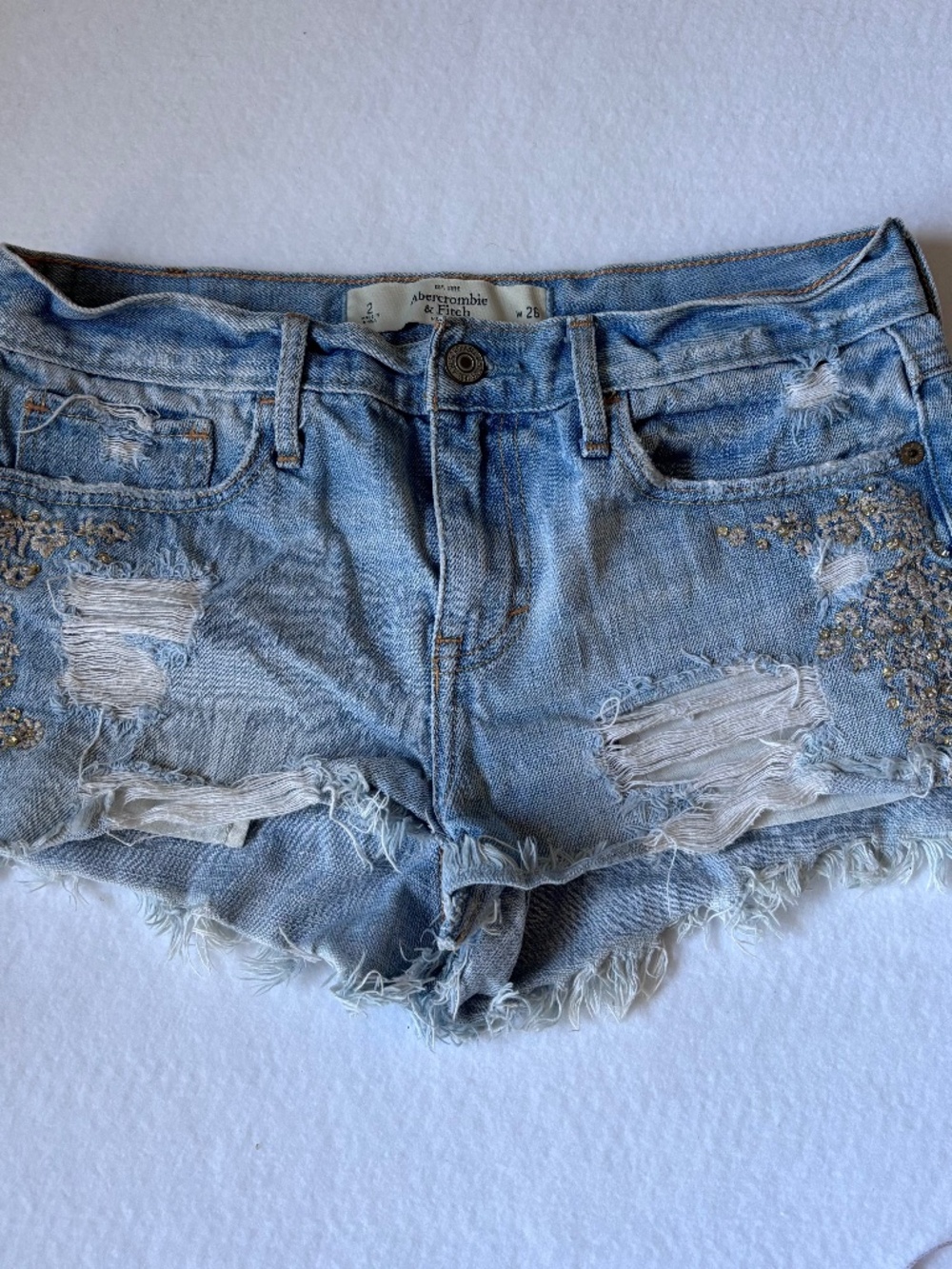 Abercrombie & Fitch Embellished Distressed Denim Cutoff Shorts Size 2 26 Low Ris